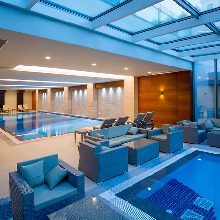 Sunport Otel 5*